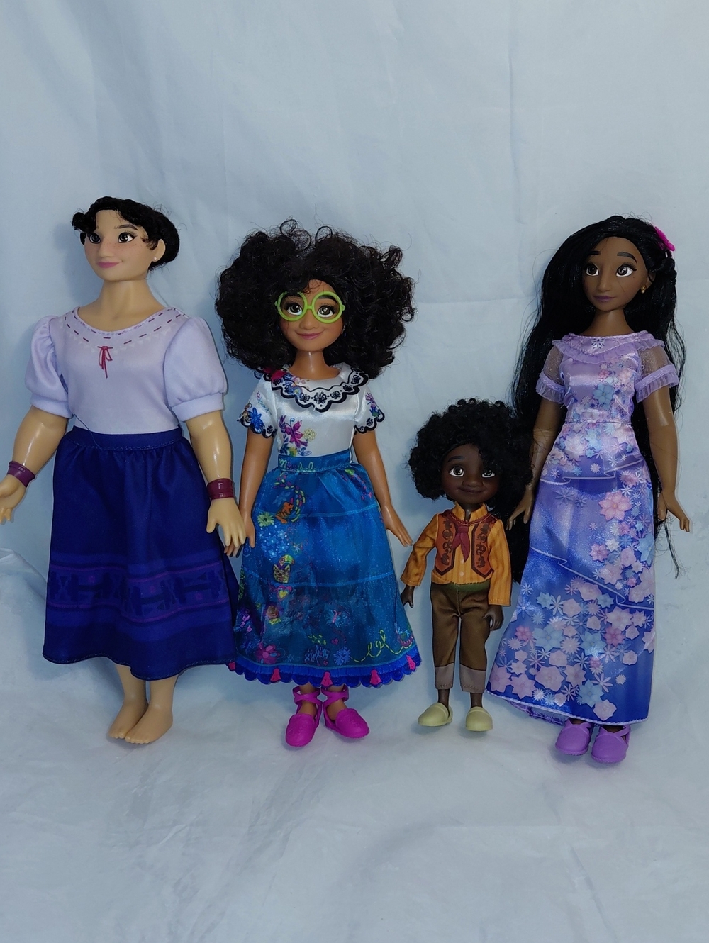 Disney Encanto Mirabel, Isabela, Luisa & Antonio 4 Dolls Total